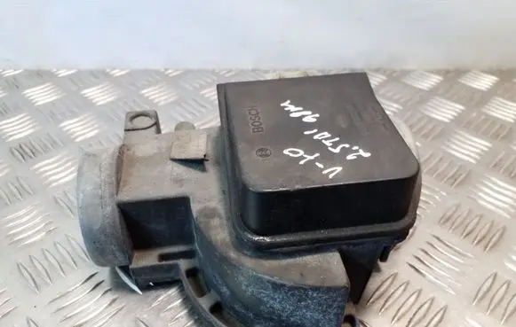 Volvo S70 V70 V70 XC Mass air flow meter 0281002074 1275245