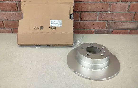 BMW 1 E81 E87 Rear brake disc 6855001 6764647