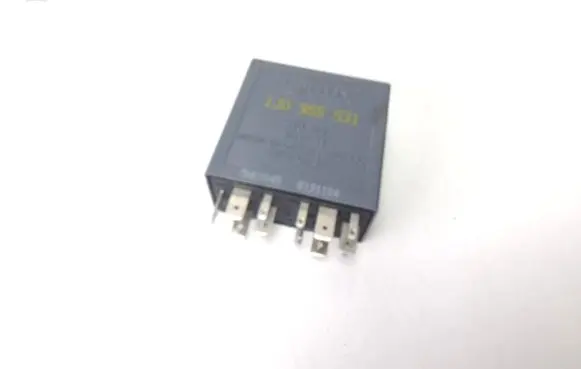 Volkswagen PASSAT B5.5 Window wiper interval relay 1J0955531