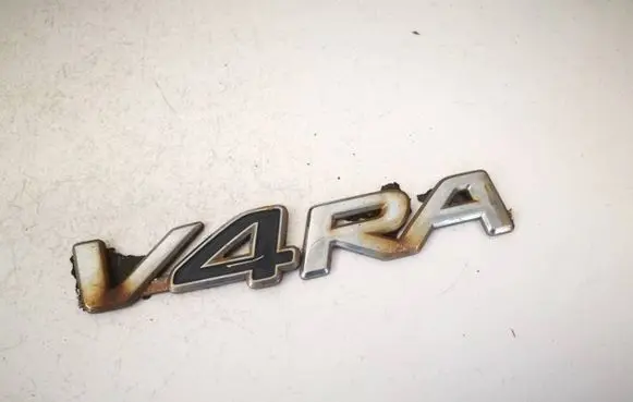 Toyota RAV 4 (XA20) Manufacturer badge logo/emblem 