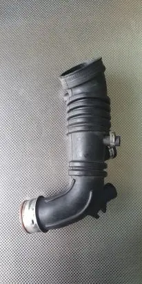 Audi A3 S3 8L Air intake hose/pipe 06A133356H