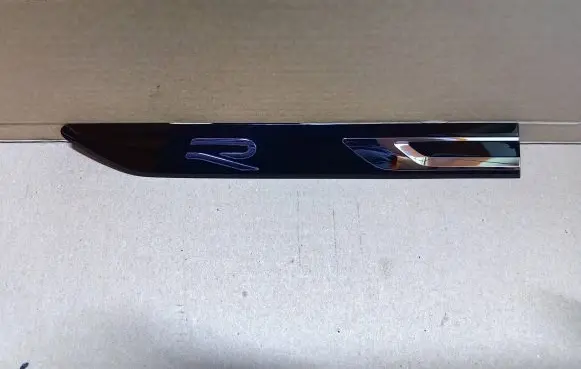 Volkswagen Arteon Shooting Brake Front door emblem/model letters 3G8853688H 3G8853688K