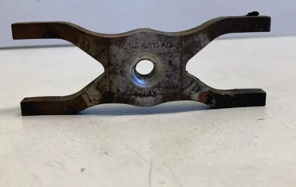 Fuel Injector clamp holder