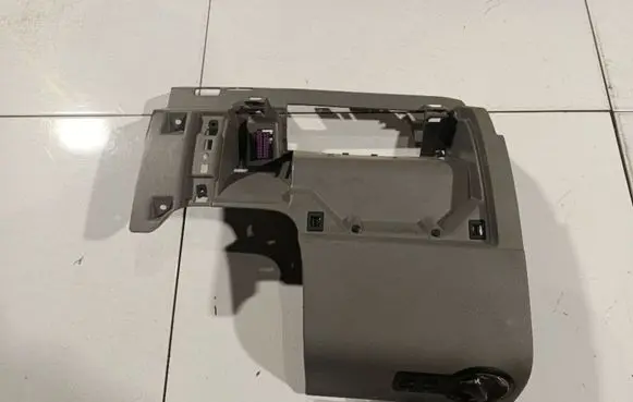 Volkswagen Touran I Other interior part 1T1858365