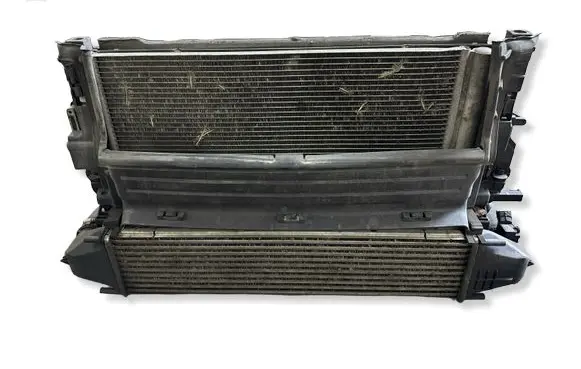 Volvo V40 Radiator set 