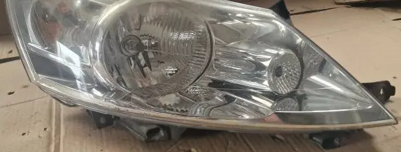 Peugeot Expert Headlight/headlamp 89902604