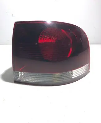 Volkswagen Touareg I Rear/tail lights 7L6945096