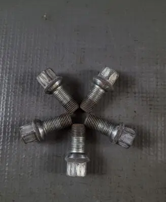 Skoda Octavia Mk3 (5E) Nuts/bolts 