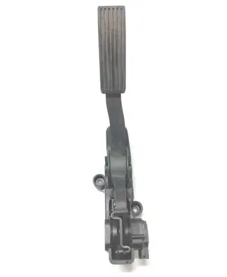 Mercedes-Benz A W169 Accelerator throttle pedal A1693000104