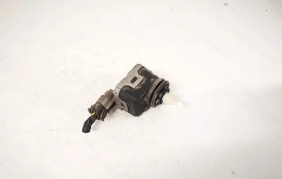 Opel Astra G Headlight level adjustment motor 90590665