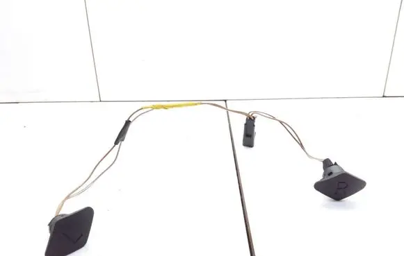 Opel Astra G Steering wheel buttons/switches 16829755