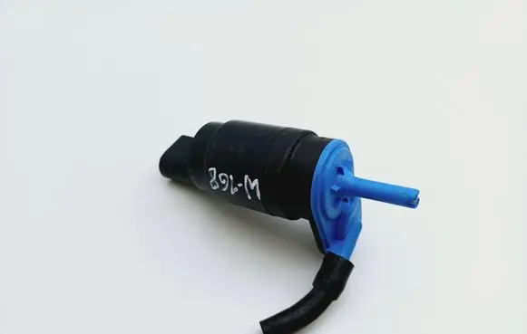 Mercedes-Benz A W168 Windscreen/windshield washer pump 2108691021