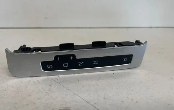 Audi Q7 4L Gear shift selector indicator 4L2713463A