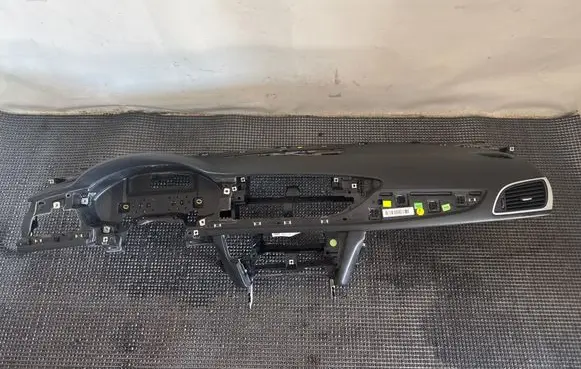 Audi A6 S6 C7 4G Dashboard 4G1857001