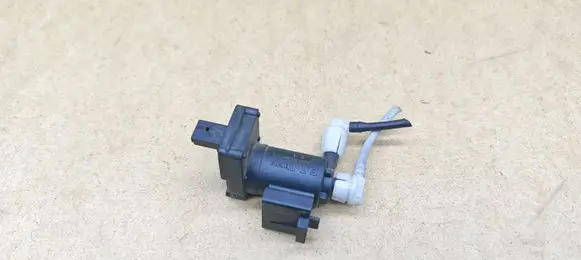 Mercedes-Benz CLK A209 C209 Vacuum valve A2038000179