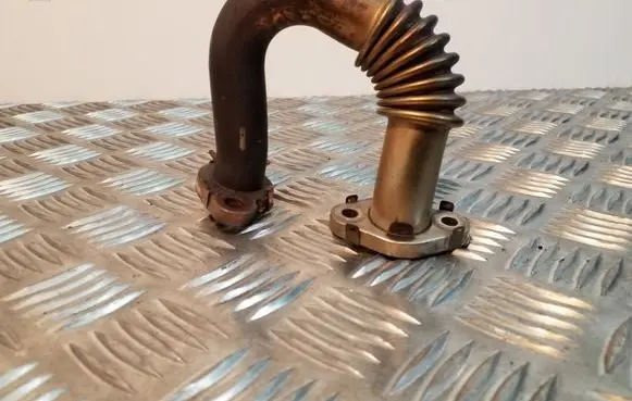 Skoda Fabia Mk2 (5J) EGR valve line/pipe/hose 03P131521B