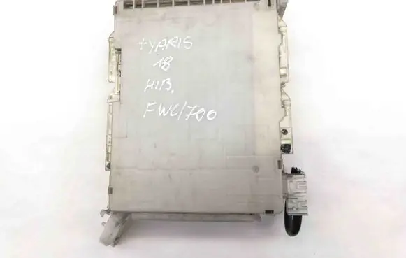 Toyota Yaris Central body control module 892210D870