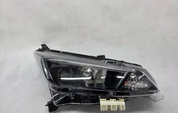 Nissan Leaf II (ZE1) Headlight/headlamp 260105SH0A