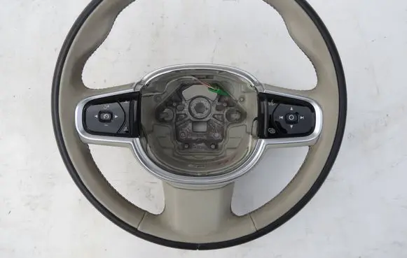 Volvo S90, V90 Steering wheel 31407814