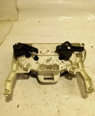 Opel Vivaro Climate control unit W964383F