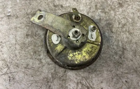 Mitsubishi Grandis Horn signal