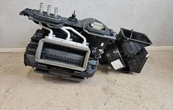 BMW X6 E71 Interior heater climate box assembly 