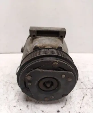 Renault Scenic I Air conditioning (A/C) compressor (pump) 6560630