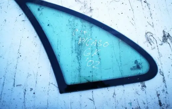 Citroen Xsara Picasso Rear side window
