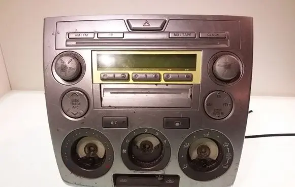 Mazda 6 Radio/CD/DVD/GPS head unit FF011068B