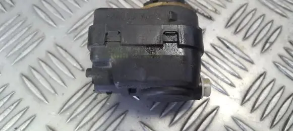 Peugeot 406 Headlight level adjustment motor 21h47