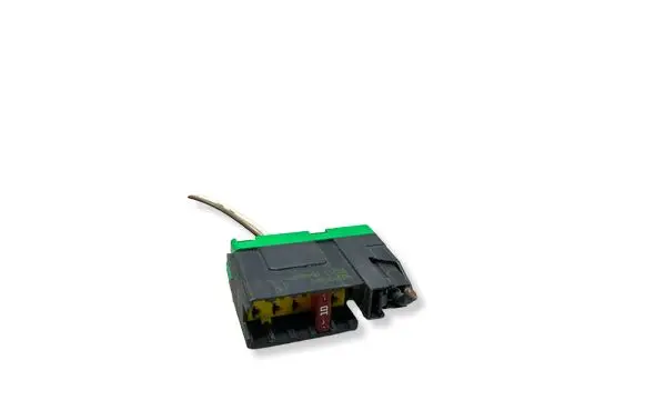 Peugeot Partner Fuse module 9652935680