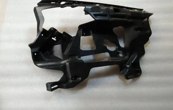 Volvo S60 Front bumper lower grill 31383141