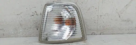 Audi 80 90 S2 B4 Front indicator light 0084411505