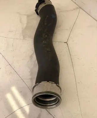 BMW 3 E90 E91 Intercooler hose/pipe 118844147 7802753
