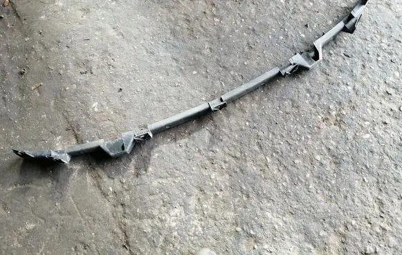 Volkswagen Transporter - Caravelle T4 Front bumper mounting bracket 7D0807183B