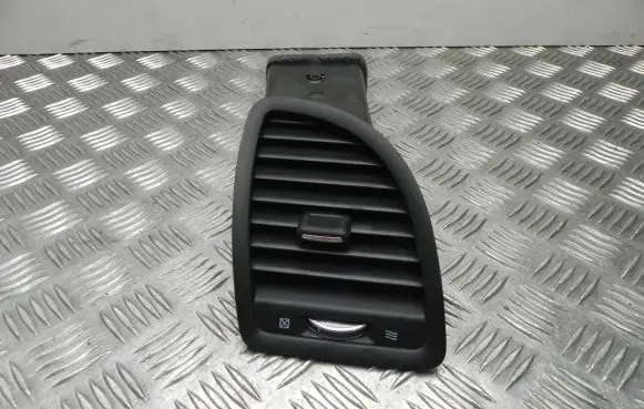 Dodge Grand Caravan Rear air vent grill 1QY57DX9AI T4764