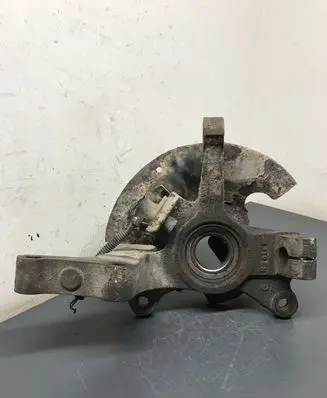KIA Carnival Front wheel hub