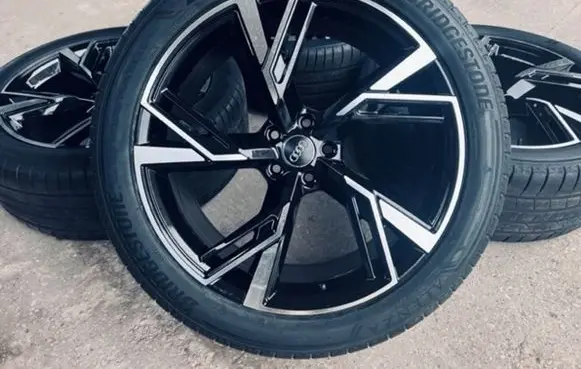 Audi Q7 4M R21 alloy rim 