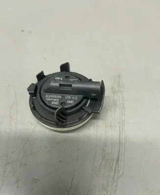 Volkswagen Golf VII Airbag deployment crash/impact sensor 5Q0959354