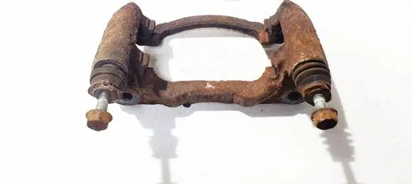 Toyota Previa (XR30, XR40) II Front brake caliper