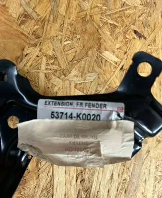 Toyota Yaris XP210 Fender mounting bracket 53714K0020