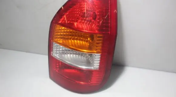 Opel Zafira A Rear/tail lights