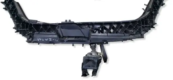Renault Scenic II - Grand scenic II Top upper radiator support slam panel 8200140478