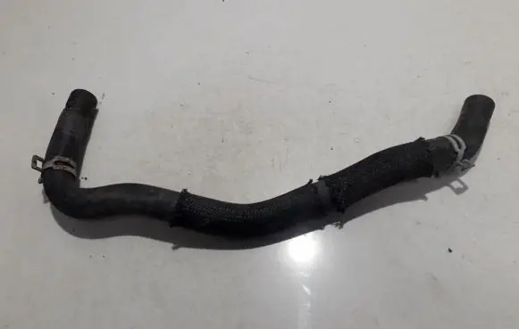 Ford Focus Engine coolant pipe/hose 4m5g8a582ad 4m5g-8a582-ad