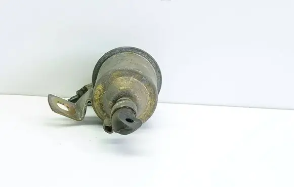 Audi A6 S6 C4 4A Valve vacuum 7212390012V 94T285