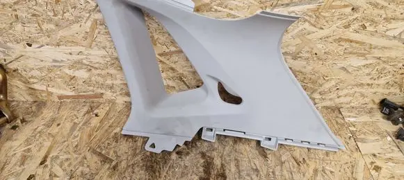 (D)pillar trim (top)