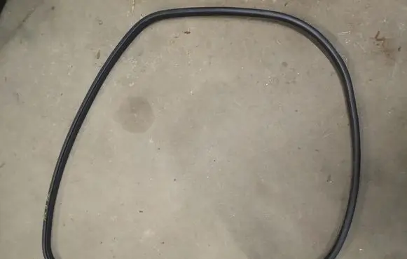 Mazda 6 Front door rubber seal