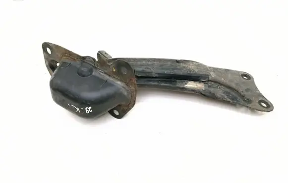 Volkswagen PASSAT B6 Rear control arm 3C0505225