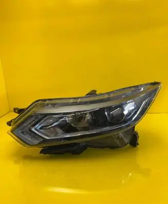 Nissan Qashqai Headlight/headlamp NissanOE