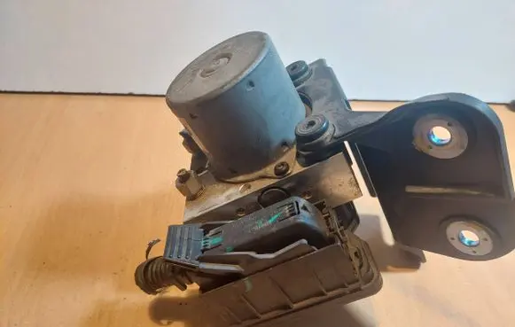 Chevrolet Aveo ABS Pump 95916475 5WY7D55A B62QGU1V2621401